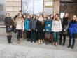 Uczniowie klasy 2B przed Biblioteką Goethe Institut